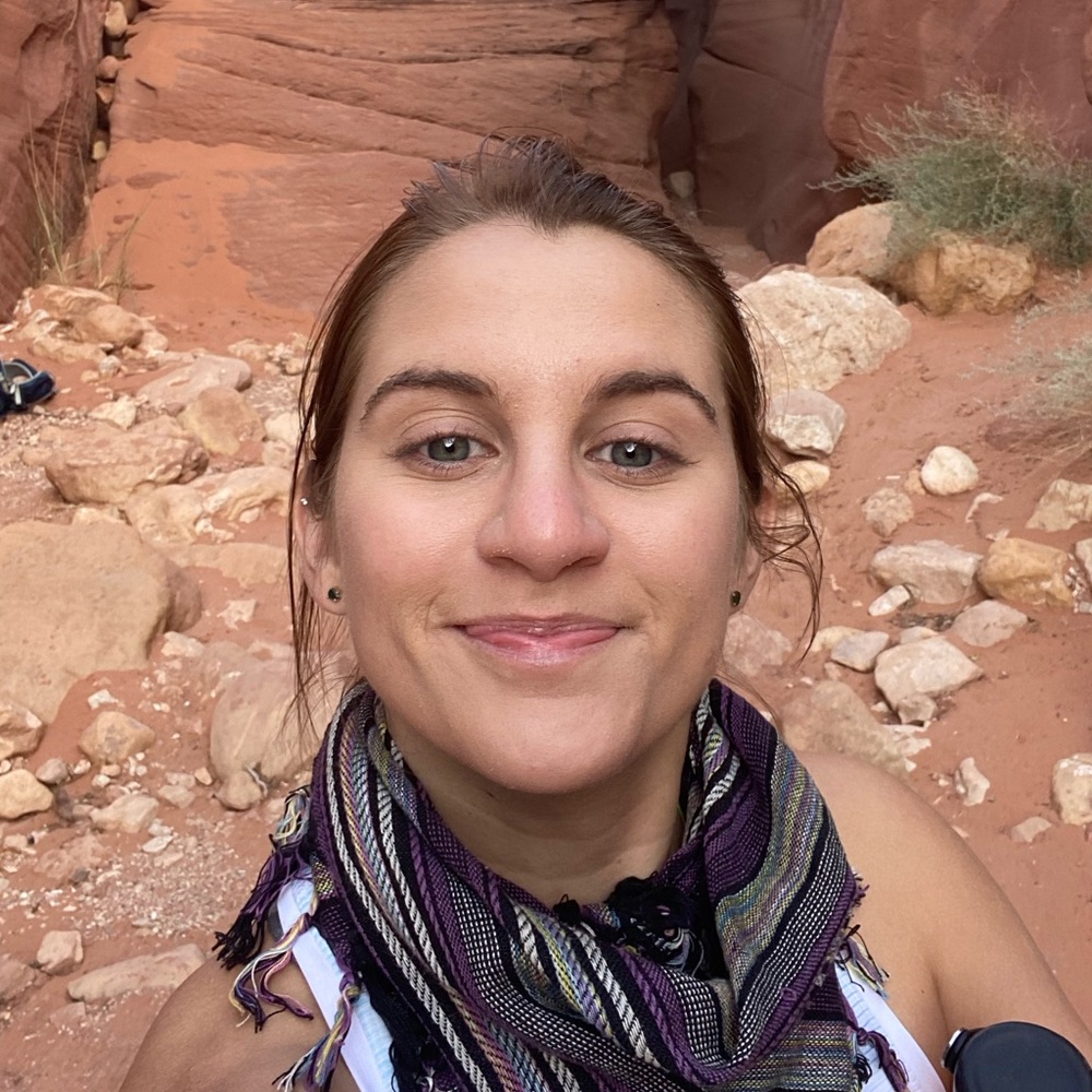 Meet your Posher, Christina